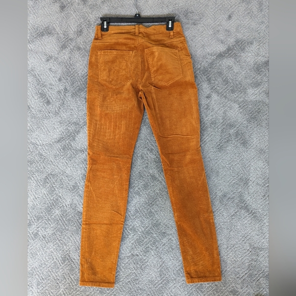 Cabi Button Fly Skinny #3927. Size 2. - Picture 4 of 6